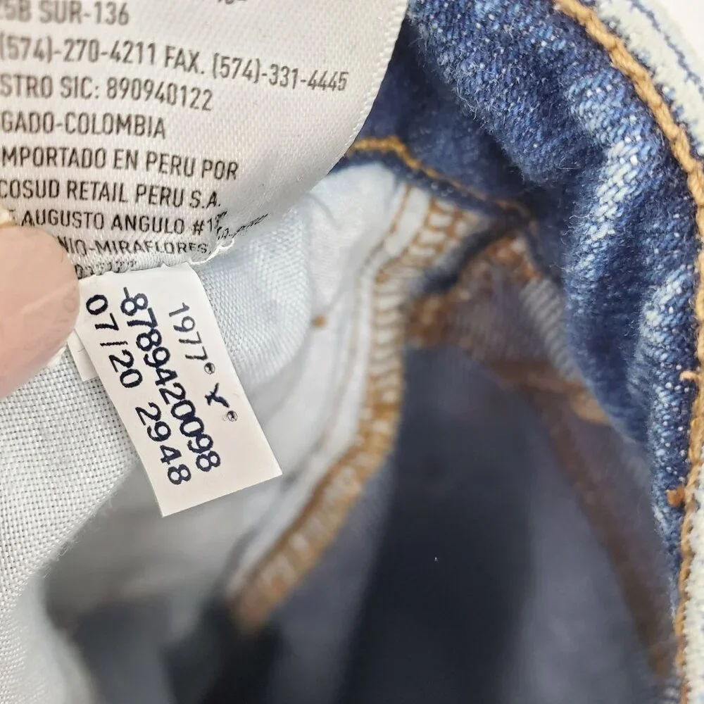 American Eagle‎ Highest Rise Mom Fit Distressed Denim Jeans Size 0
